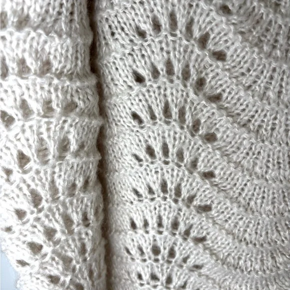 H&M Scarf Shawl - Picture 9 of 9